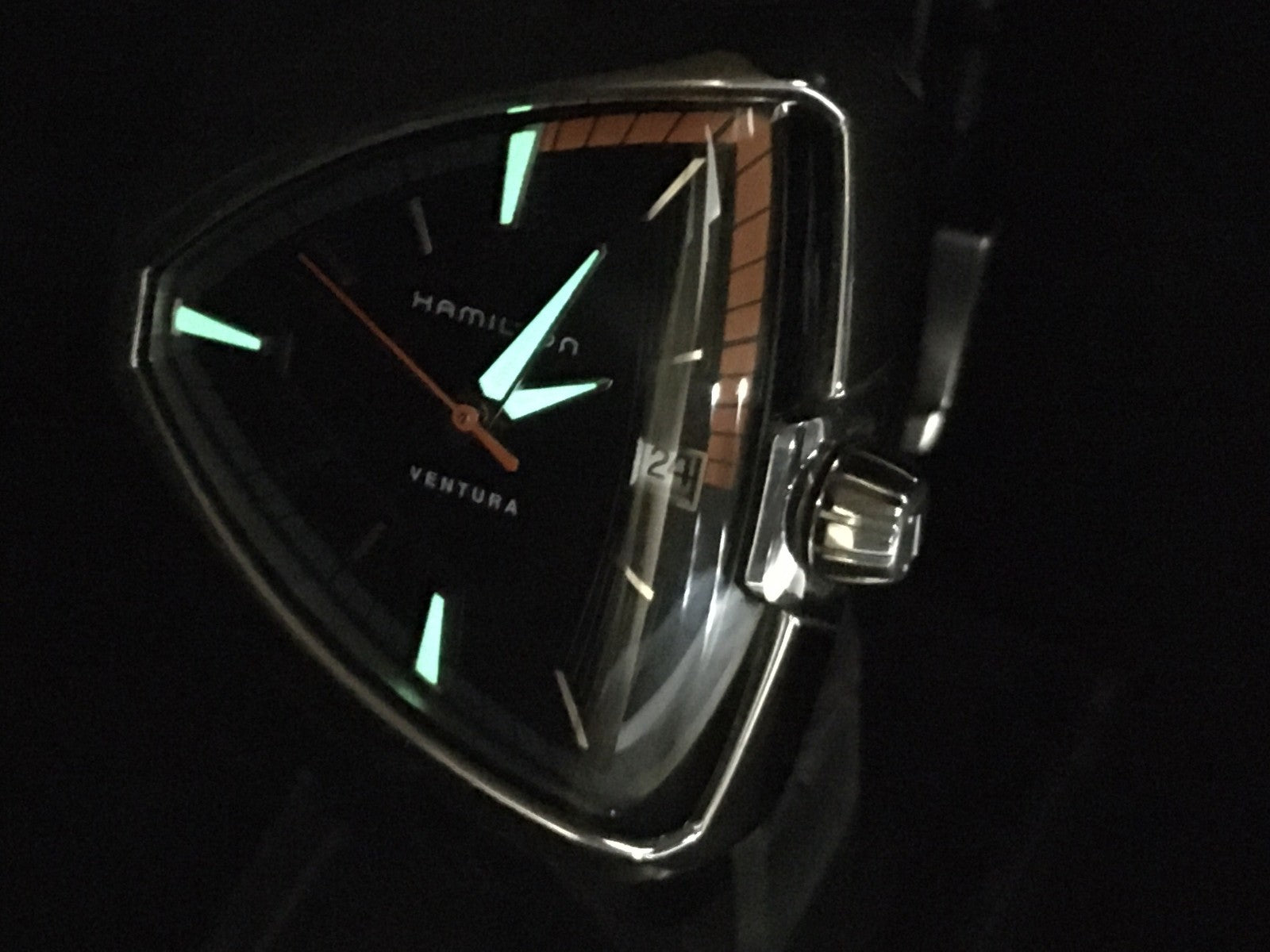 New Batt Hamilton Ventura Elvis80 H245510 Black Date Quartz Men's Watch 41mm JP