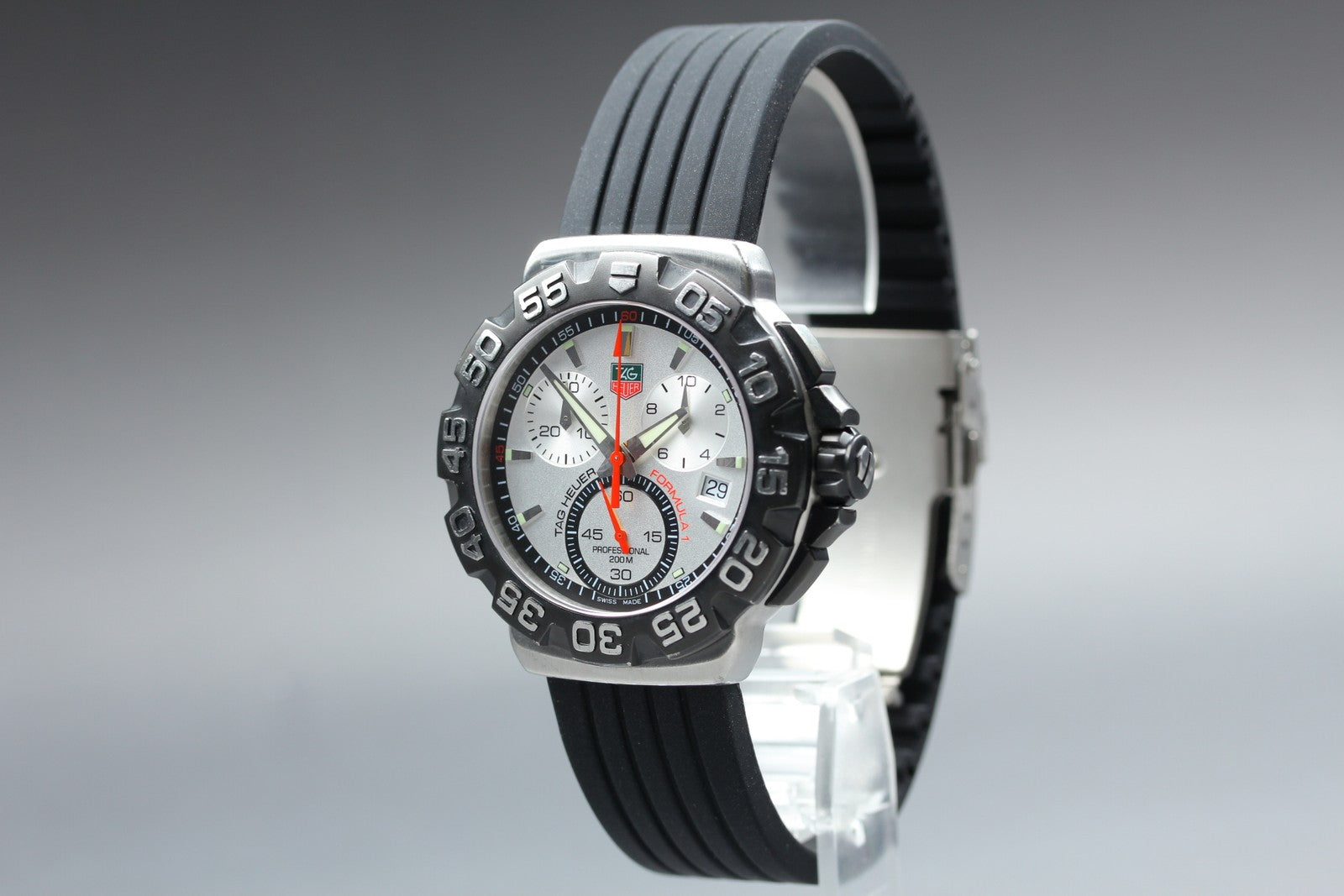 TAG HEUER Formula 1 CAH1111 Silver Dial Quartz Men's Watch 41mm JAPAN Box