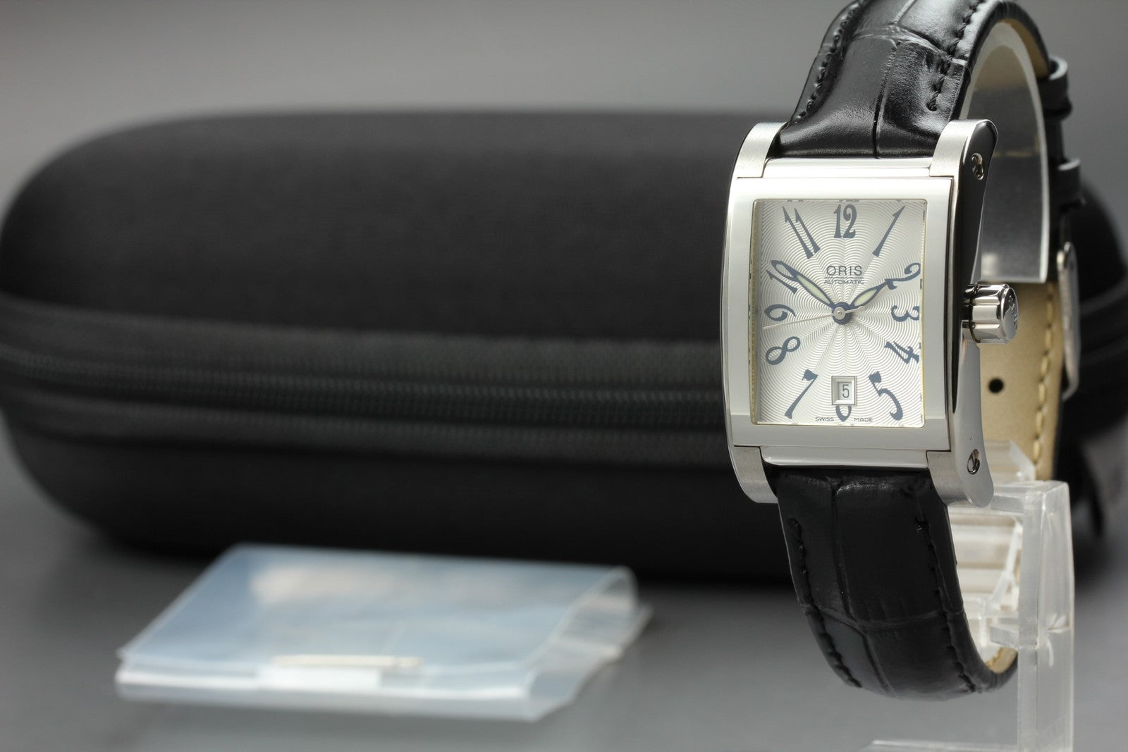 ORIS Rectangular 7526 Automatic Date Silver Dial Men's Watch 24mm From JAPAN
