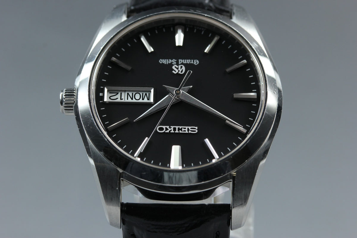 New Batt SEIKO Grand Seiko 9F83-0AH0 Quartz Black Day/Date Men's Watch 36mm JP