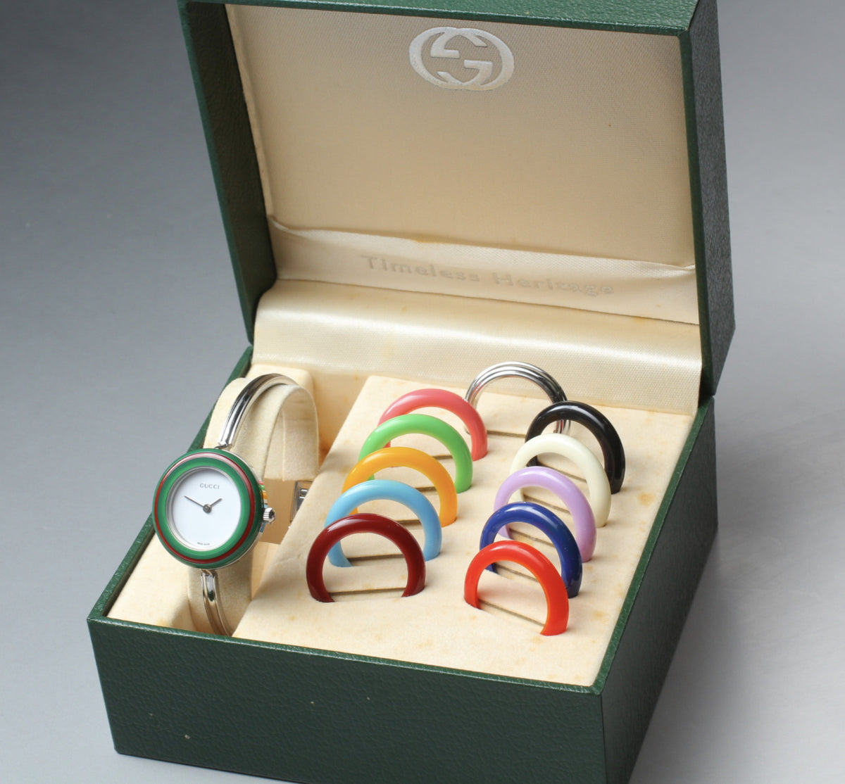 Vintage Gucci Change Bezel 11/12.2L 12 Colors Silver Women