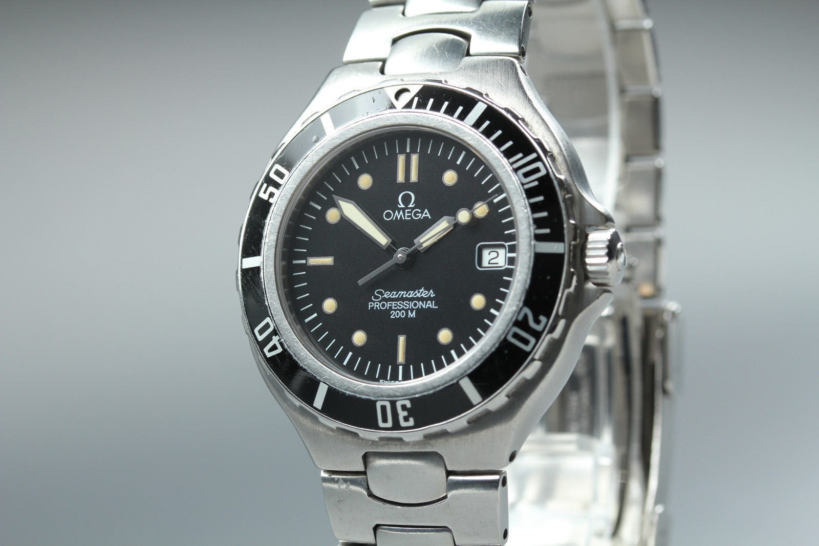 New Batt Vintage OMEGA seamaster Professional 200m Quartz Black Men's Watch 36mm