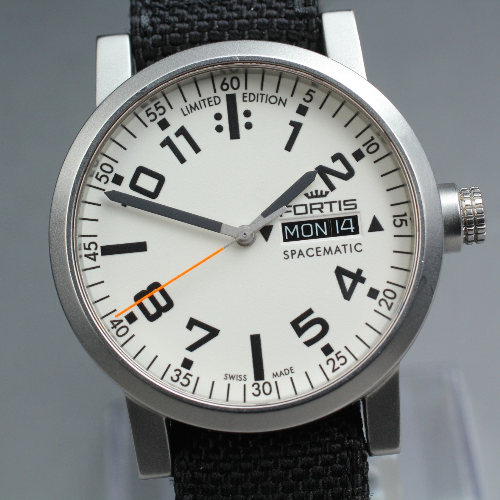 FORTIS Spacematic 623.22.158.1 Limited Edition Automatic Men's Watch 40mm JAPAN