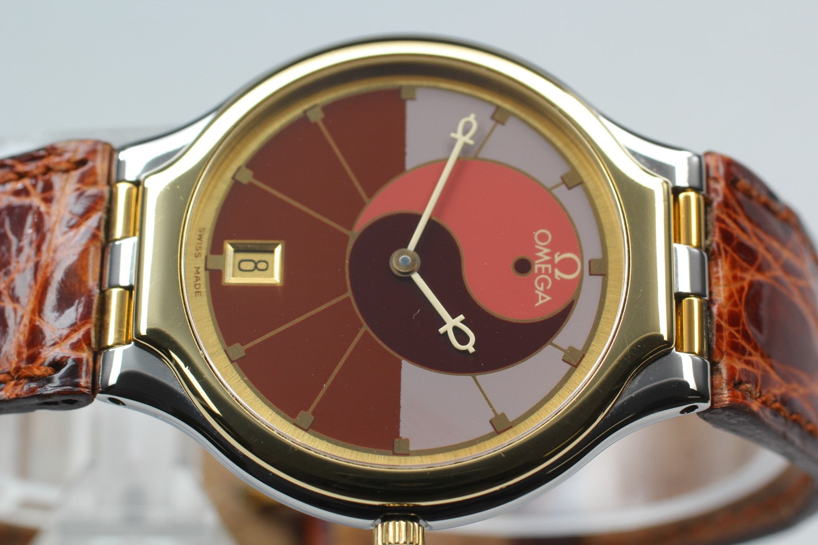 New Batt Vintage OMEGA De Ville symbol Quartz Women's Watch 31mm JAPAN Exc+5