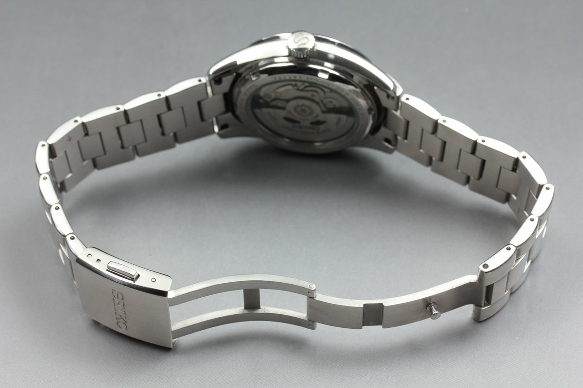 SEIKO Mechanical 6R15-00C1 Automatic White Dial Date Men's Watch 37mm From JAPAN