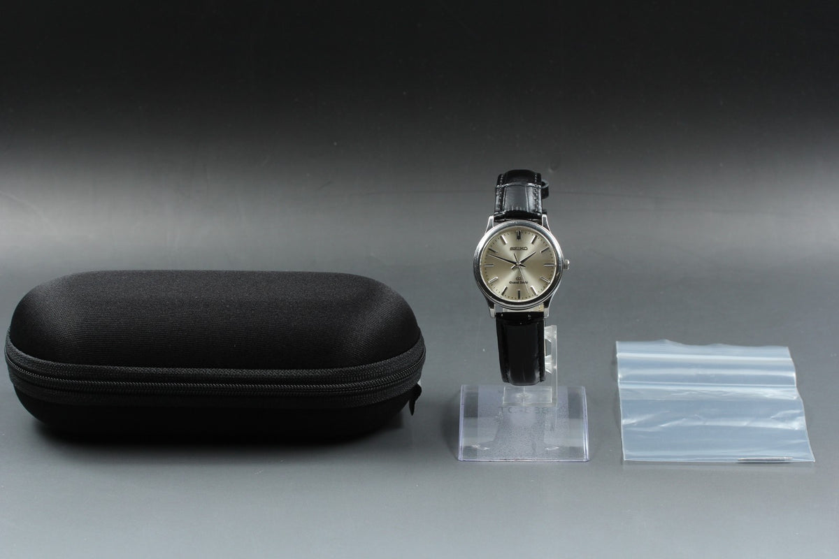 New Batt SEIKO Grand Seiko 8J55-0A10 Quartz Champagne Men's Watch 34mm JAPAN