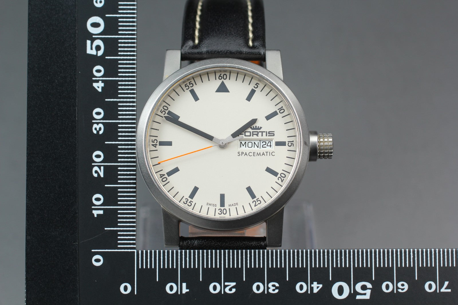 FORTIS Spacematic 623.22.158.1 Automatic Day/Date Men's Watch 40mm JAPAN Box