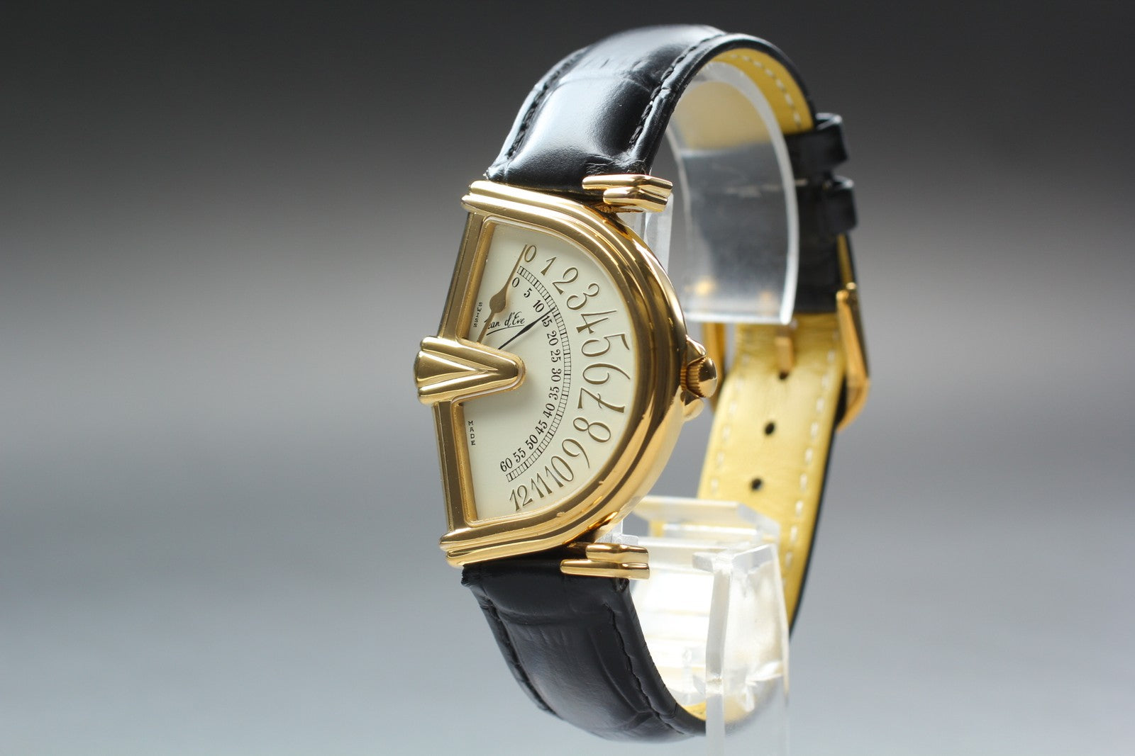 Vintage Jean d'eve Sectora Gold 30mm Black Unisex Quartz Watch JAPAN