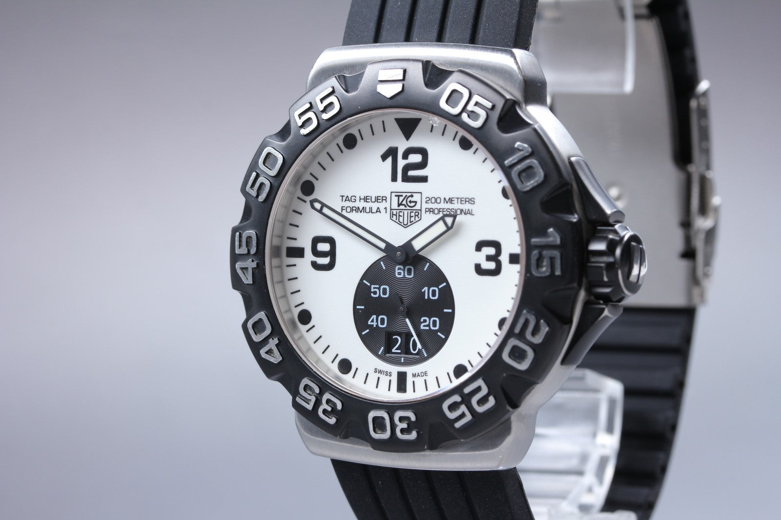 Exc+5* Tag Heuer Formula 1 WAH1011.BA0854 White Quartz Men's Watch 44mm JAPAN