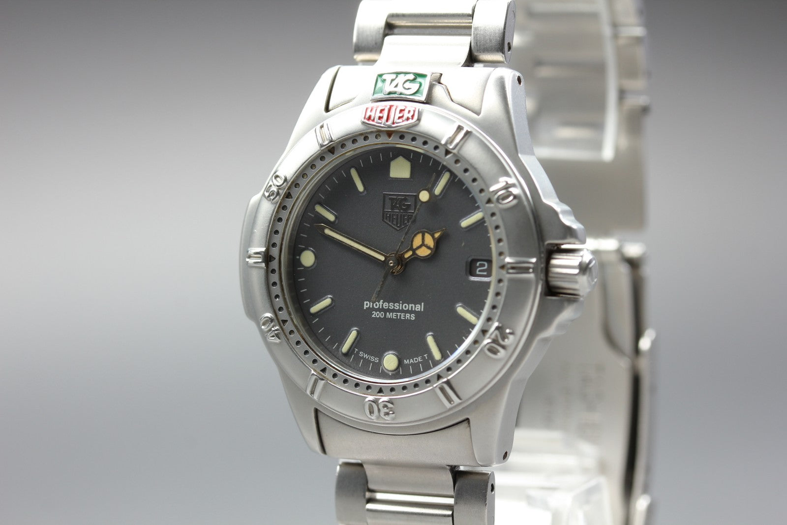 TAG Heuer Professional 999.213K Quartz Gray Dial Men's Watch 34mm JAPAN