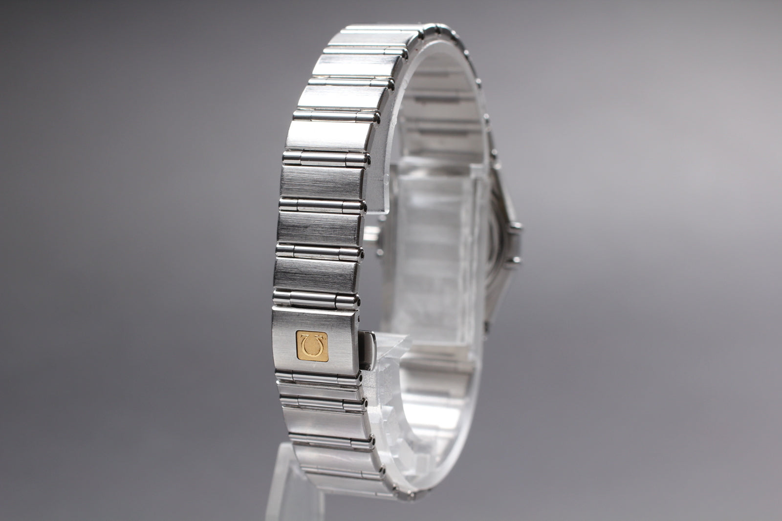6850016
