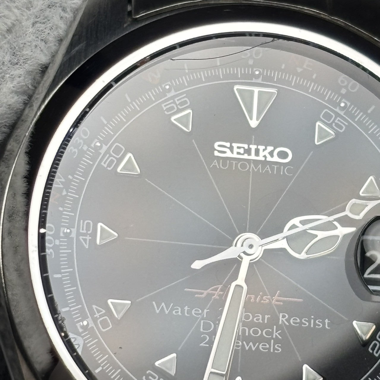 7982018