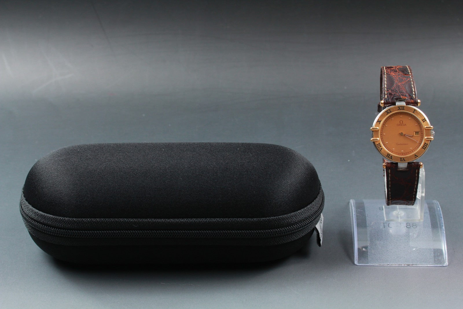 OMEGA Constellation Cal.1379 Gold Dial Date Quartz Men's Watch 31mm JAPAN Exc+5