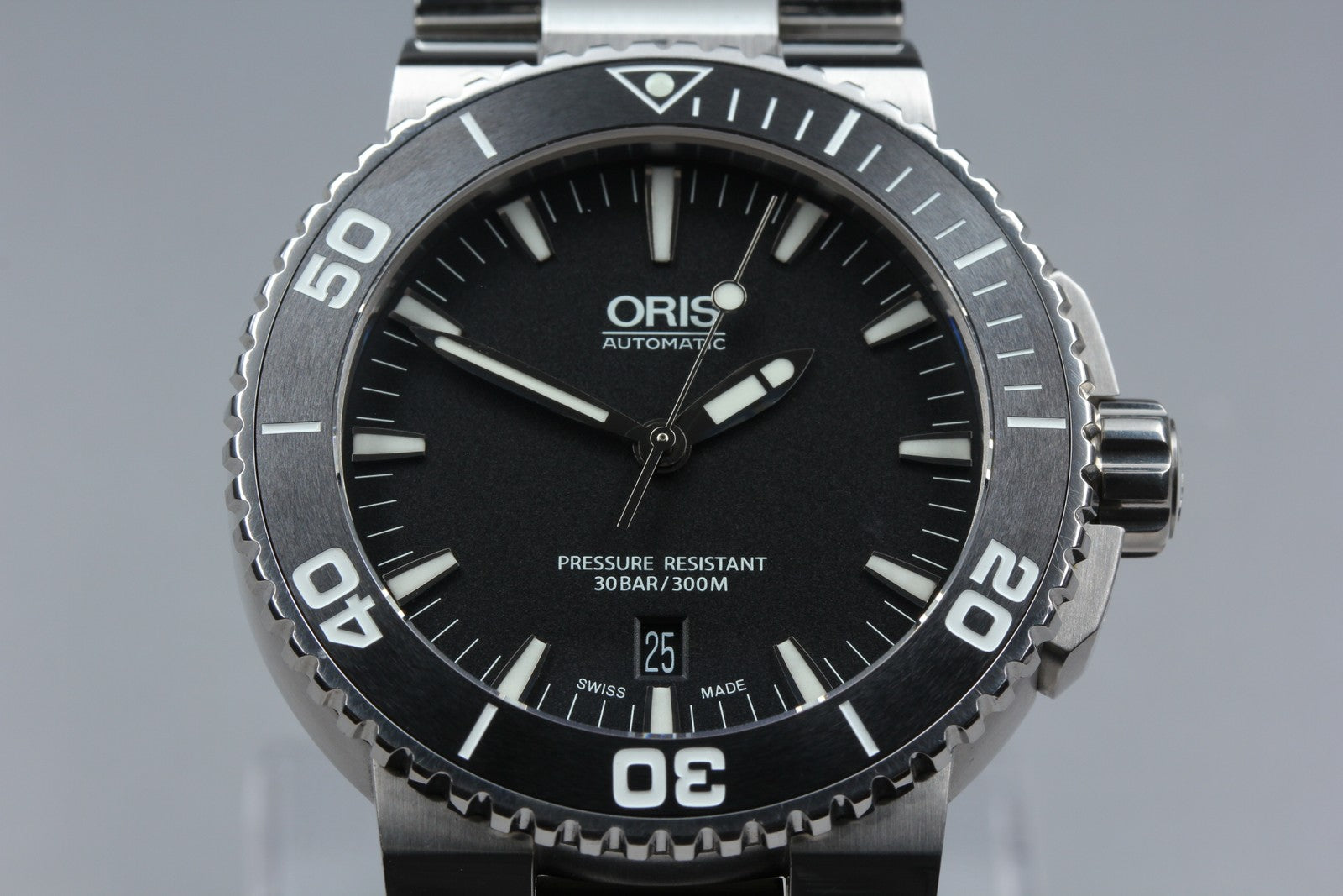 ORIS Aquis Date 7653-04 Automatic Black Dial Men's Watch 43mm From JAPAN Box