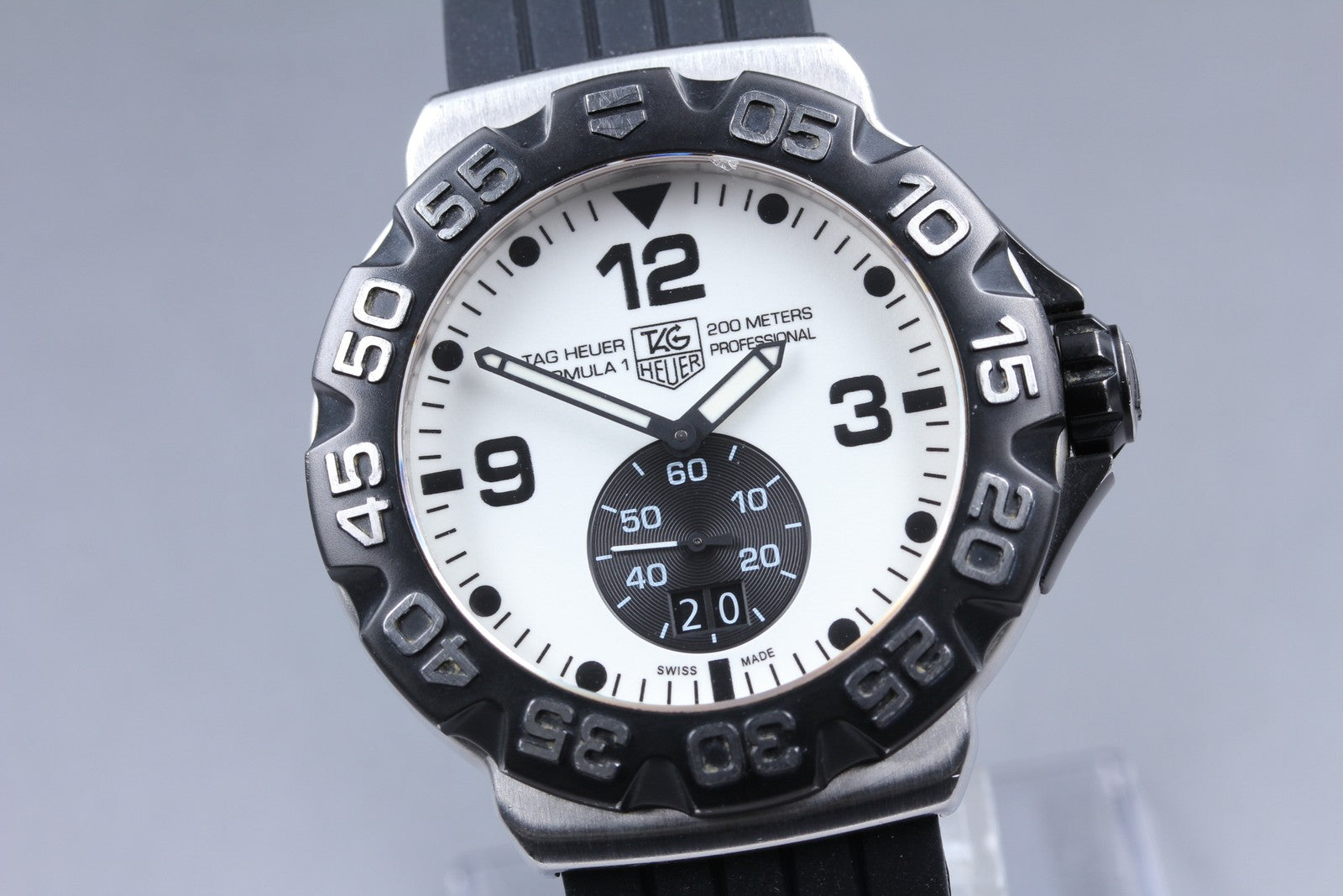Exc+5* Tag Heuer Formula 1 WAH1011.BA0854 White Quartz Men's Watch 44mm JAPAN