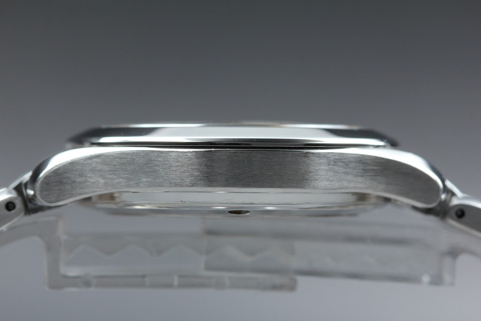 Near MINT- Box Omega Seamaster 120M 2511.31 Cal.1538 Silver Qz 36mm Men's Watch