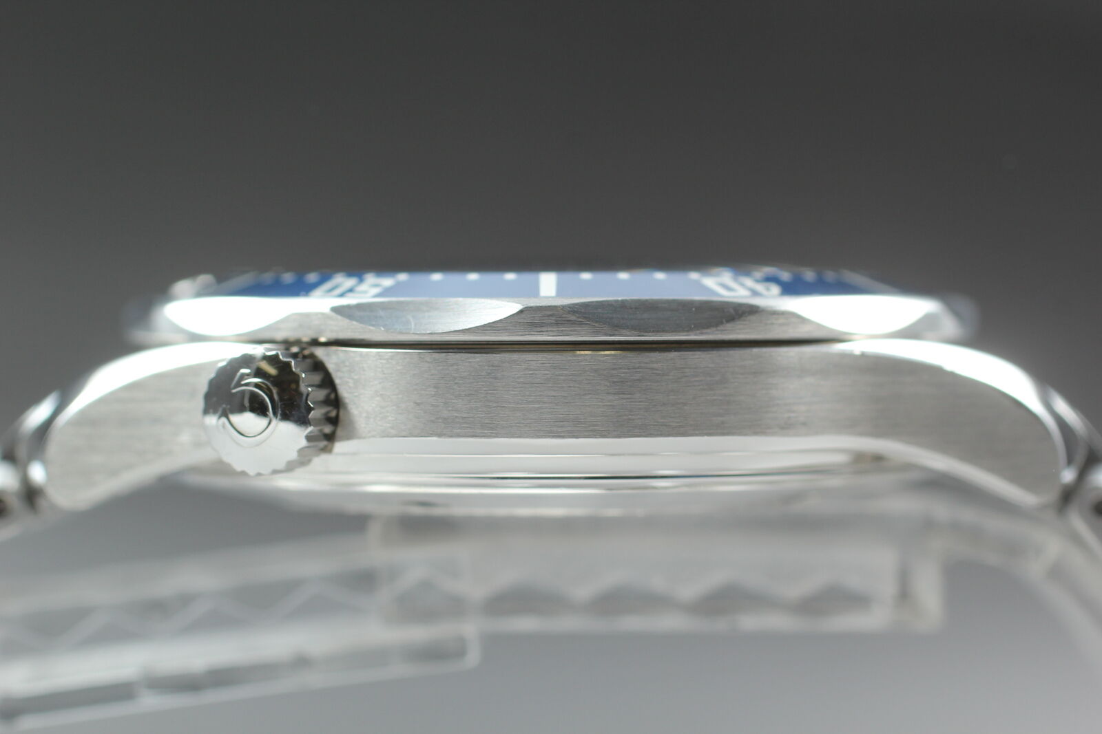 4964856