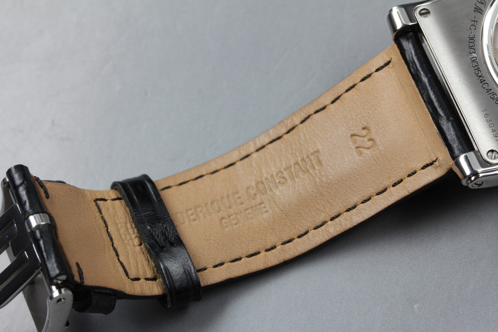 Frederique Constant Heartbeat FC-303/310/315X4C4/5/6 Black 30mm AT Men's Watch