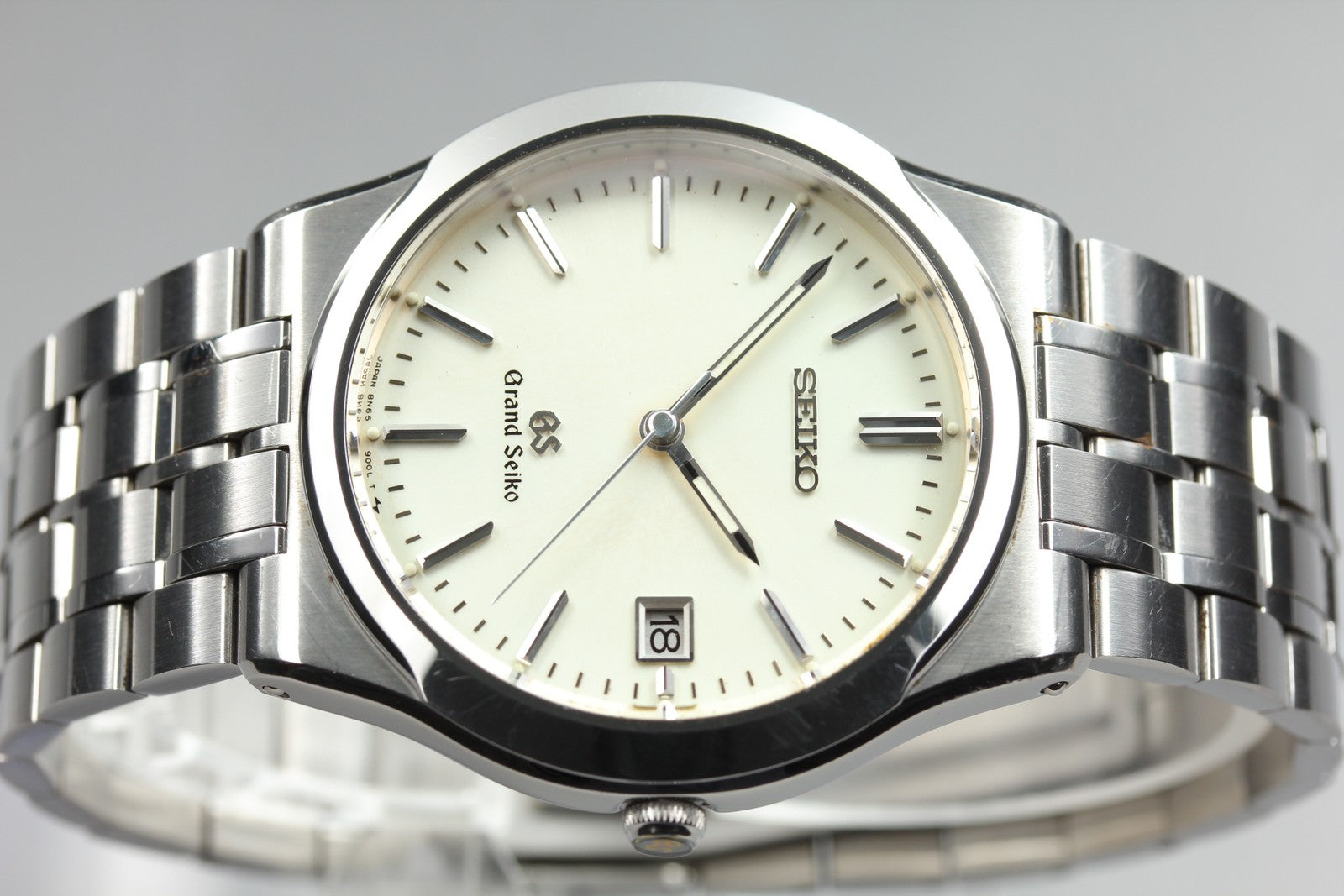 Vintage SEIKO Grand Seiko 8N65-9000 Quartz Unisex Silver Watch 36mm From JAPAN