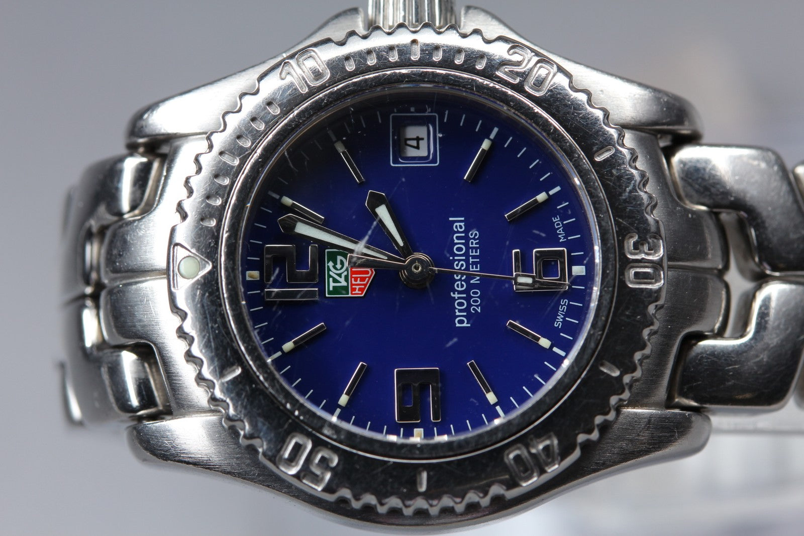TAG Heuer Professional WT1413 Quartz Blue Dial Women's Watch 26mm JAPAN Box