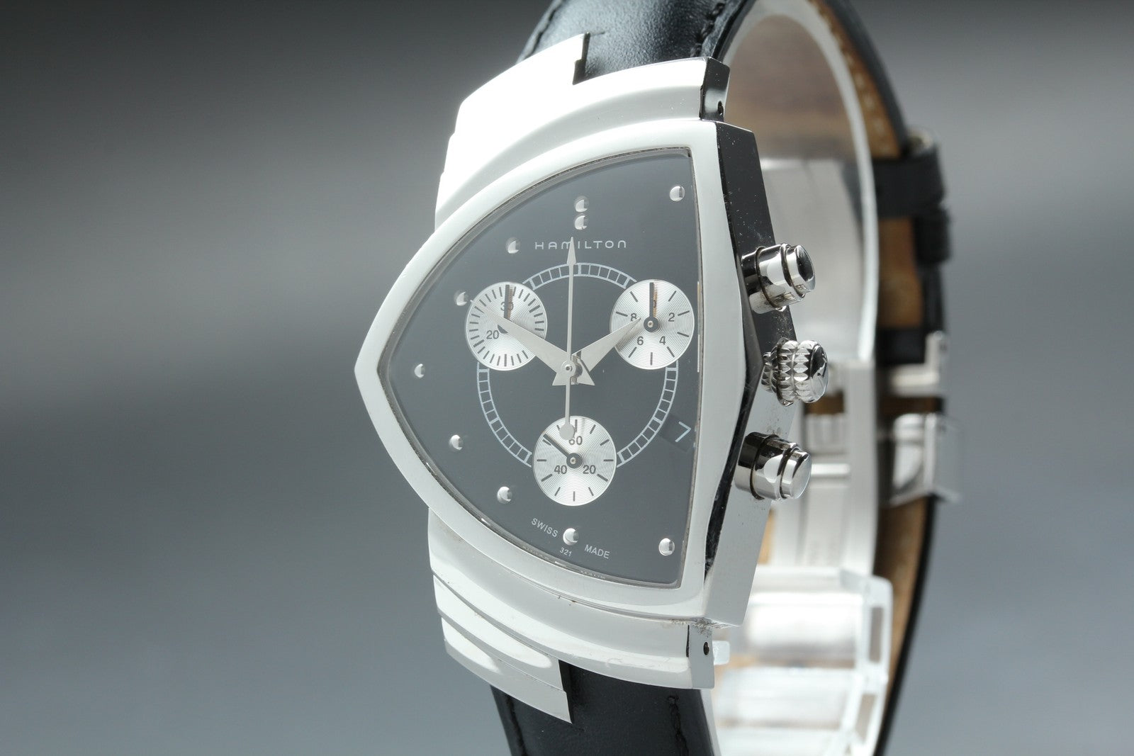 New Batt Hamilton Ventura H244121 Chronograph Quartz Men's Watch 32mm JAPAN Box