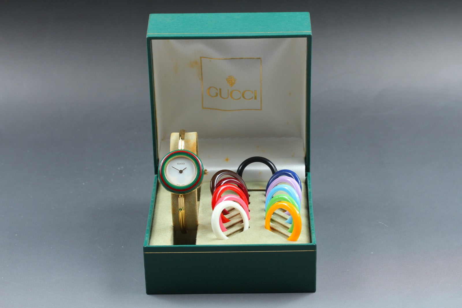 New Batt Gucci Change Bezel 11/12.2 12Color Women's White Quartz Watch JP