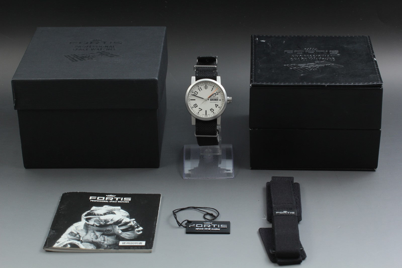 FORTIS Spacematic 623.22.158.1 Limited Edition Automatic Men's Watch 40mm JAPAN