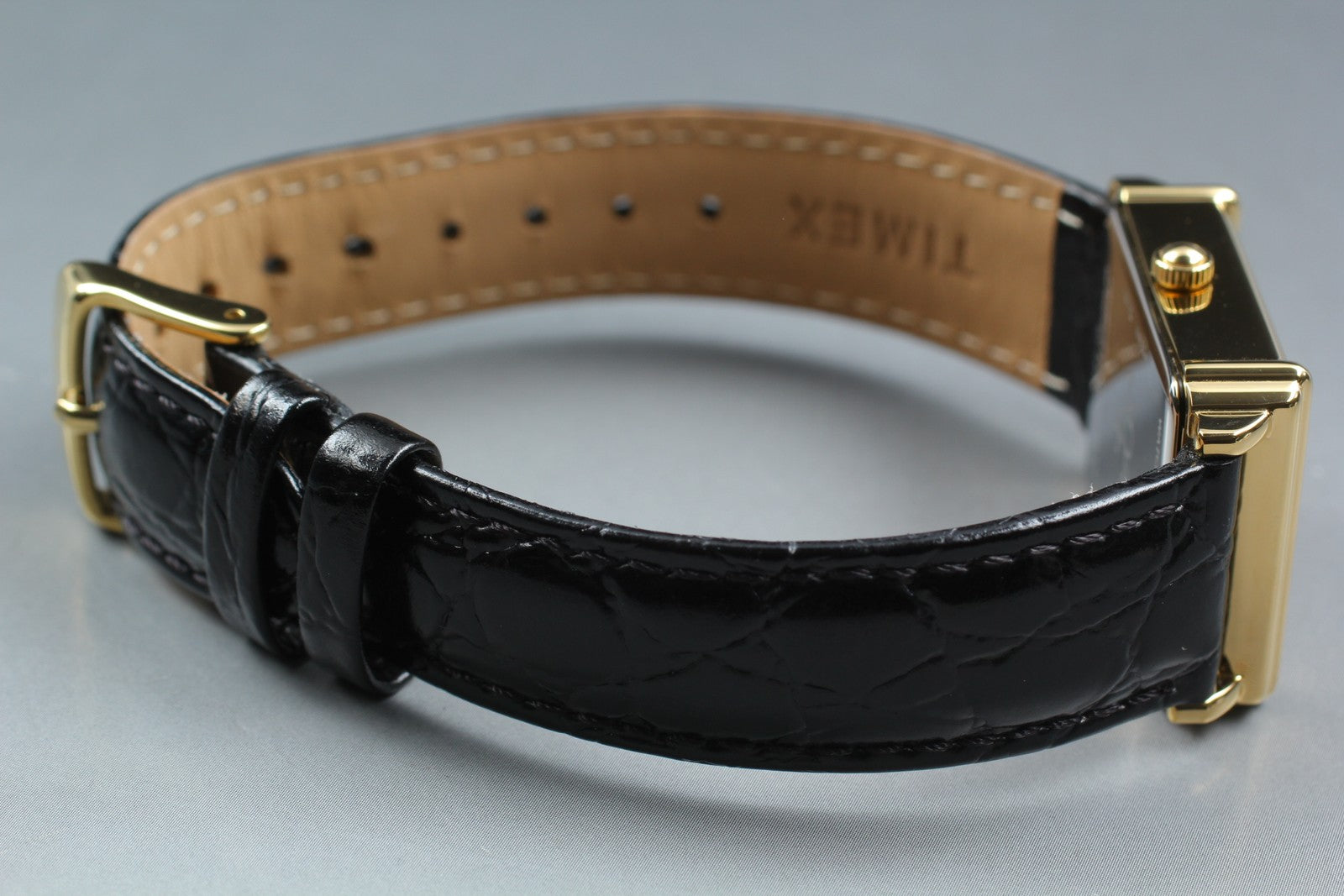 NOAH × TIMEX Sun and Moon Watch TW2W72800 25mm Gold Black Men's Quartz Watch