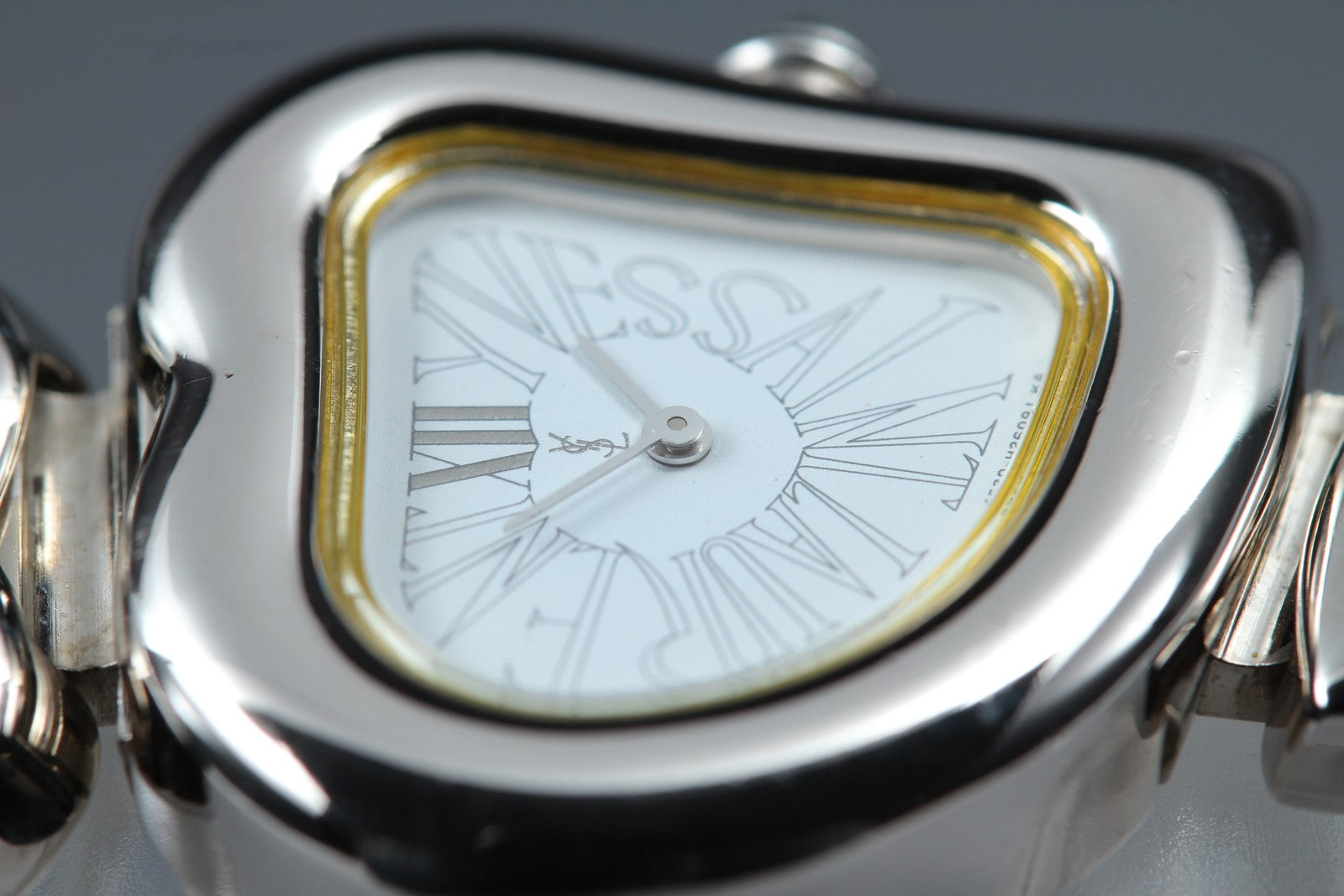 Yves Saint Laurent Heart YSL Silver 24mm 4520-H15556 Quartz Women's Watch