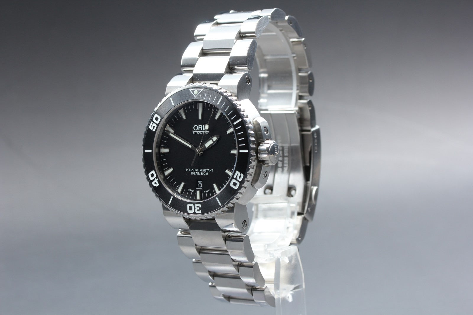 ORIS Aquis Date 7653-04 Automatic Black Dial Men's Watch 43mm From JAPAN Box