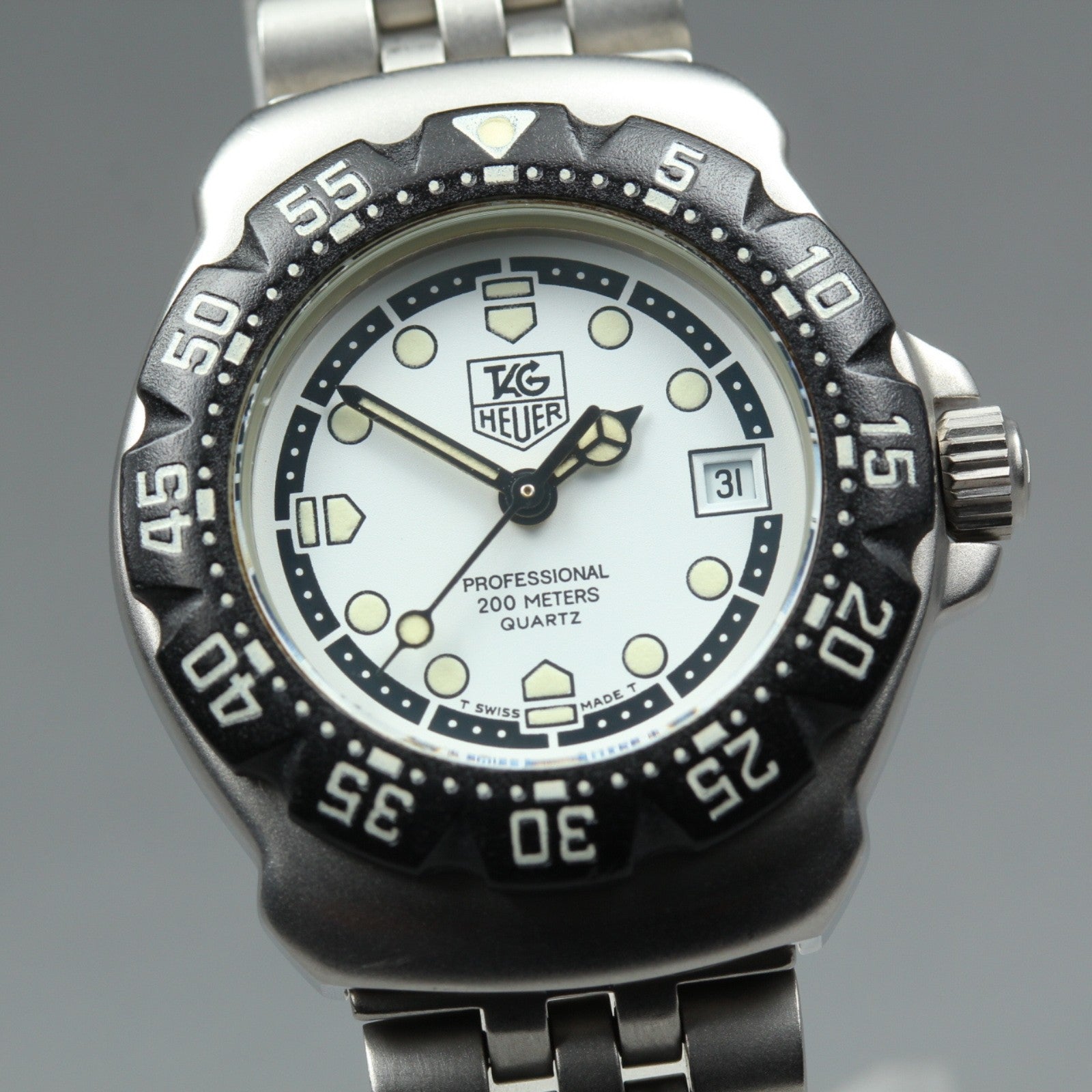 Vintage TAG Heuer Formula 1 WA1418 White Quartz Women's Watch 28mm From JAPAN