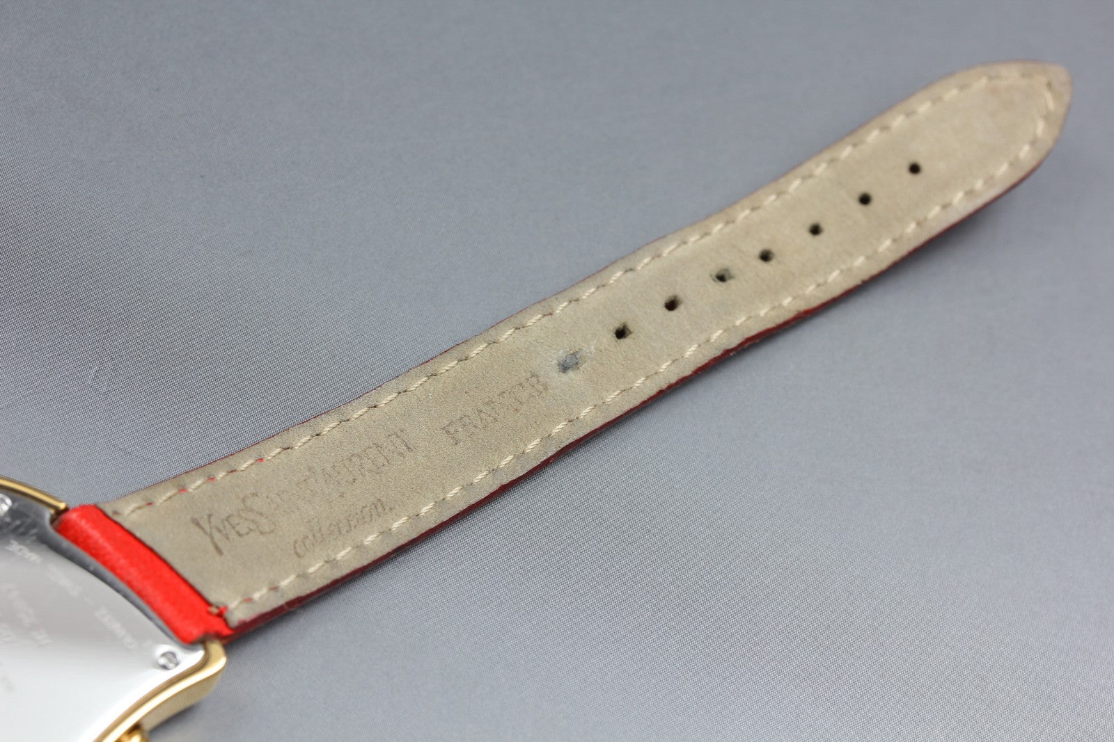 Yves Saint Laurent Heart Gold Red Leather 30mm Women's Watch Quartz Vintage