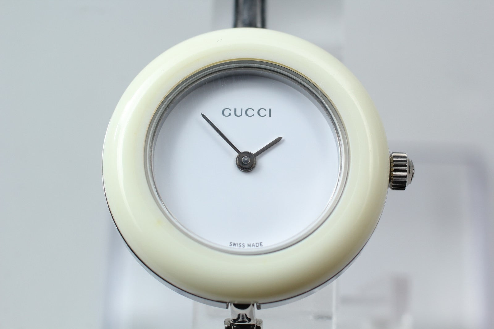 Vintage Gucci Change Bezel 11/12.2L White Bezel Silver Women's Quartz Watch