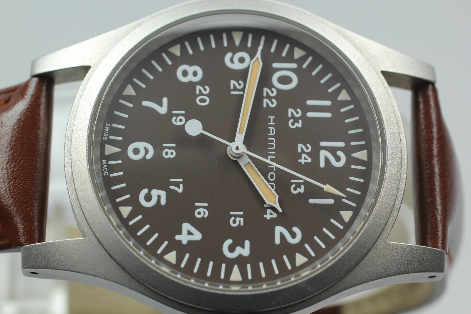 7657540