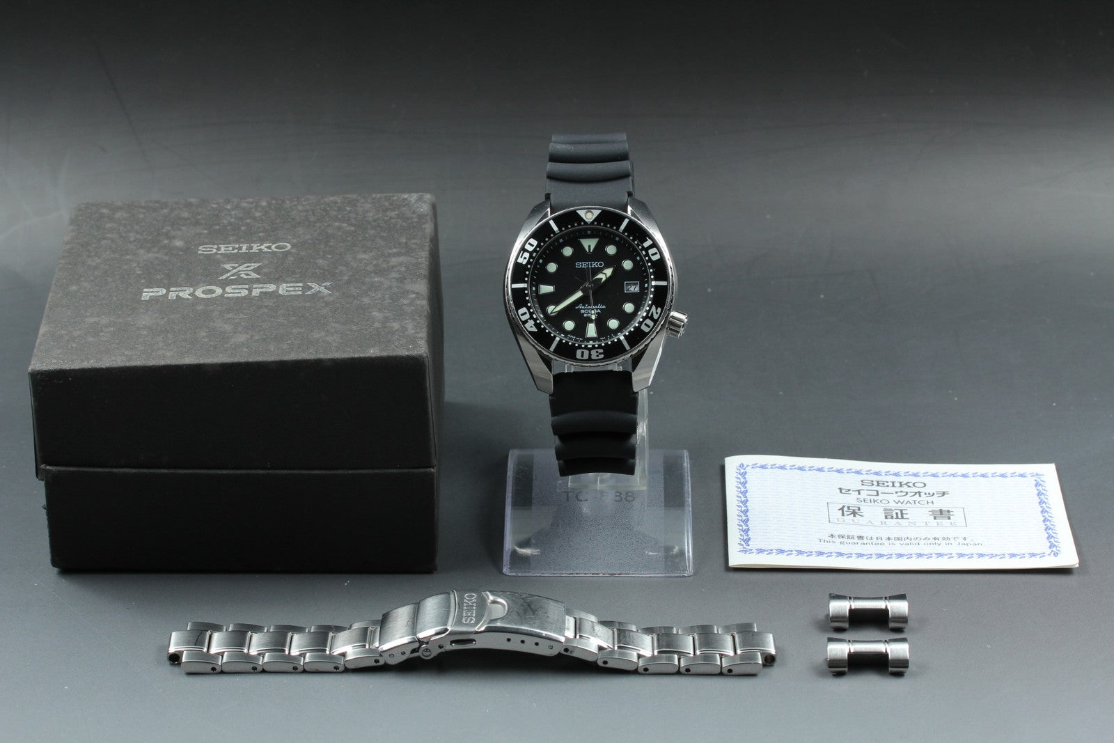 SEIKO Prospex 6R15-00G0 Black Automatic Date Men's Watch 45mm JAPAN