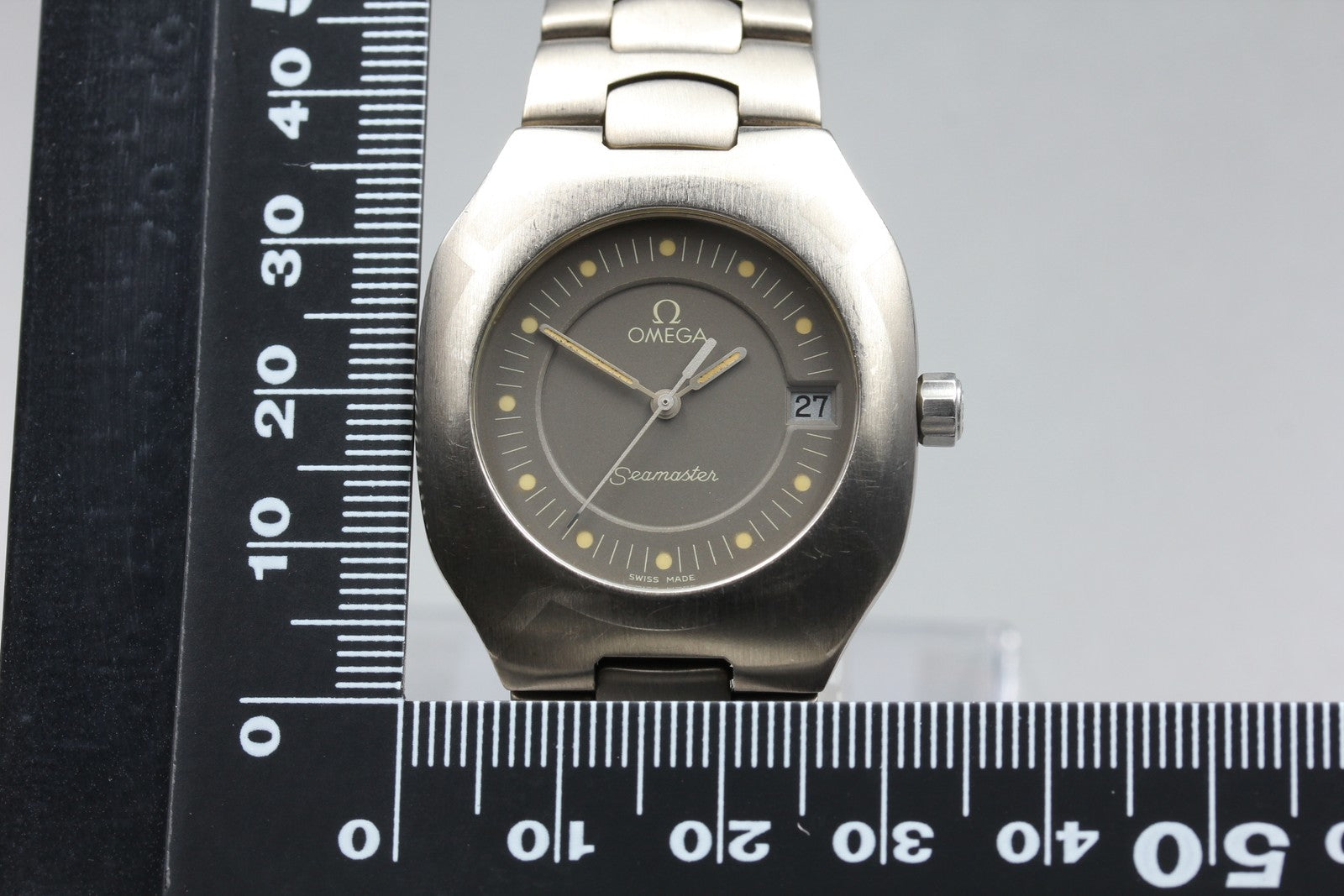 New Batt OMEGA Seamaster Polaris Cal.1430 Gray Quartz Date Boy's Watch 31mm JP