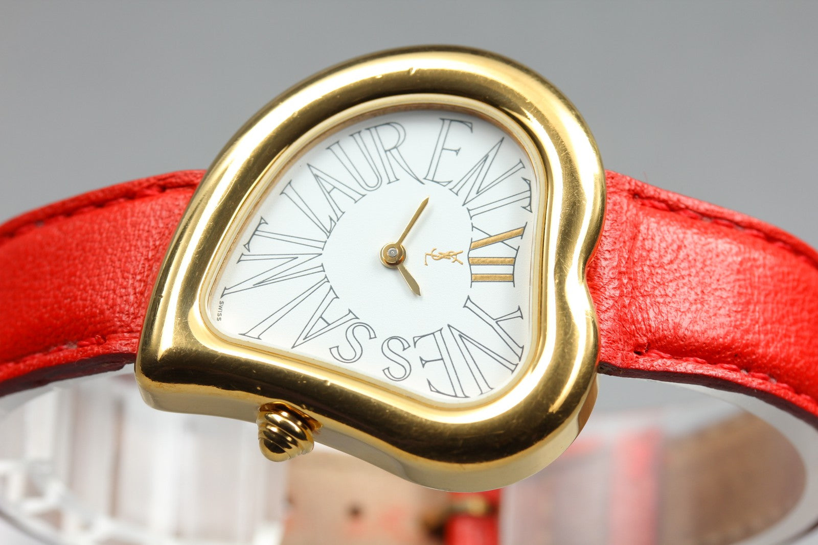 Vintage Yves Saint Laurent Heart Gold Red Leather 30mm Women's Watch Quartz