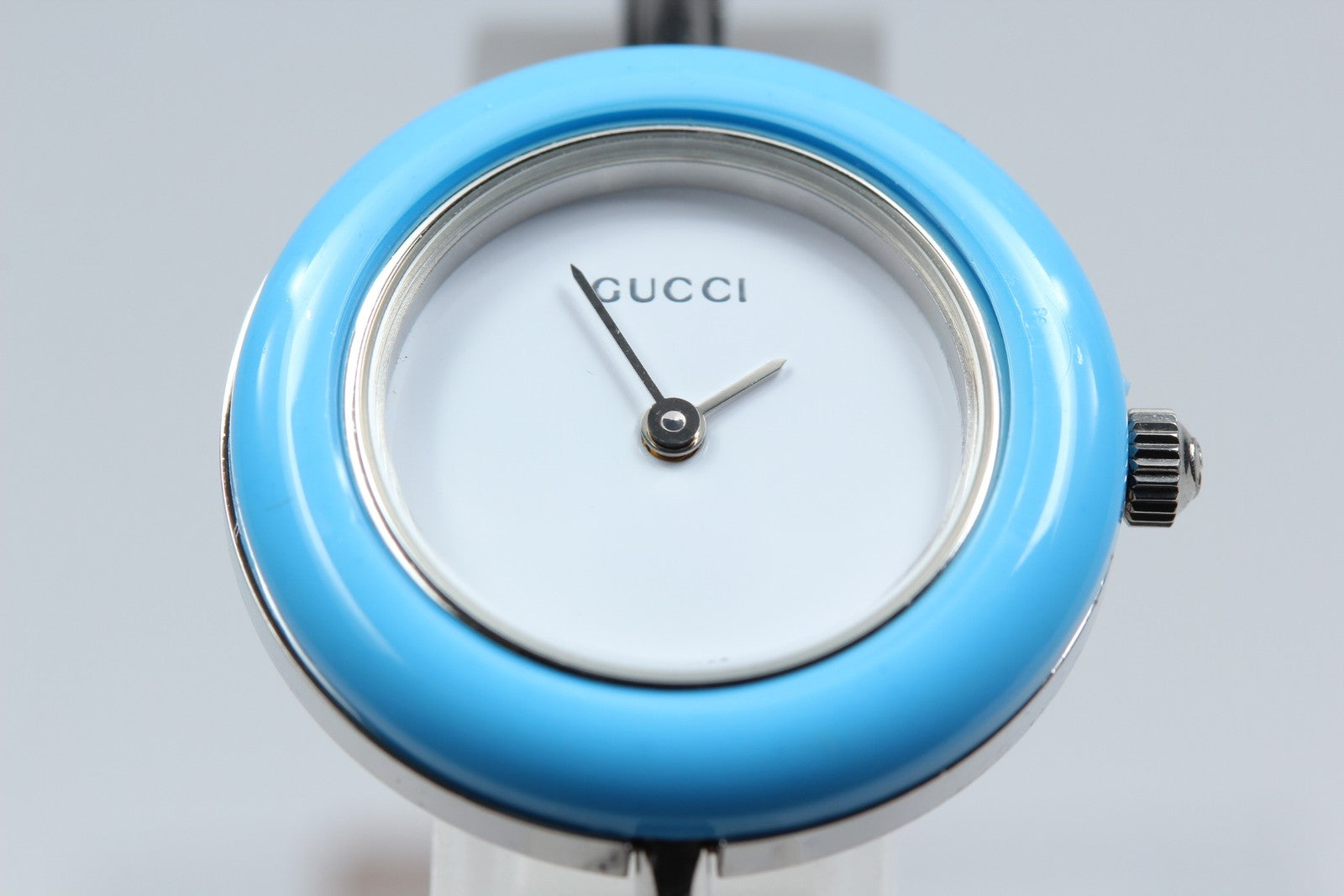 Vintage Gucci Change Bezel 11/12.2L Light Blue Bezel Silver Women's Quartz Watch