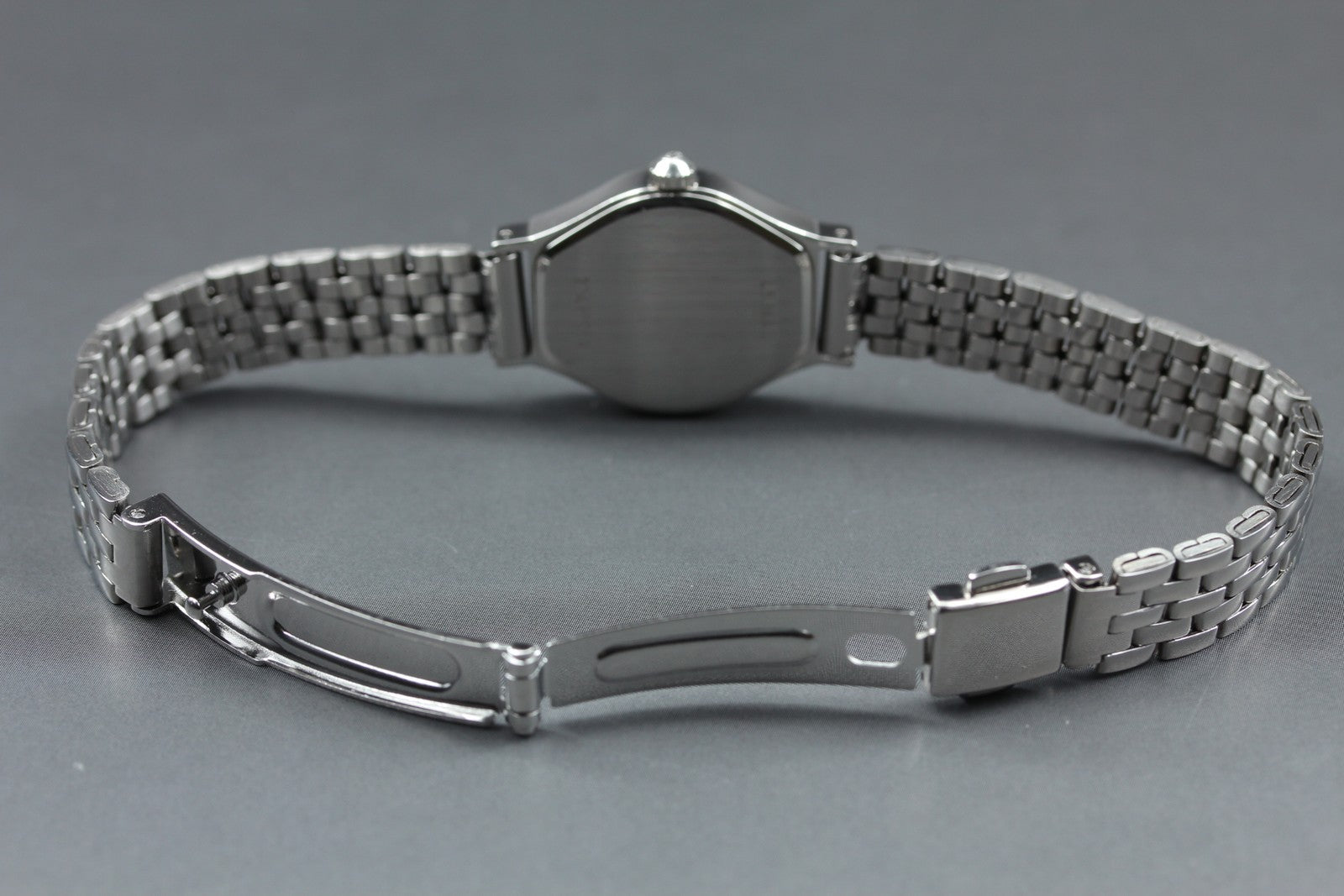 New Batt LONGINES L5.184.0 Quartz diamond bezel Silver Women's Watch 20mm JAPAN