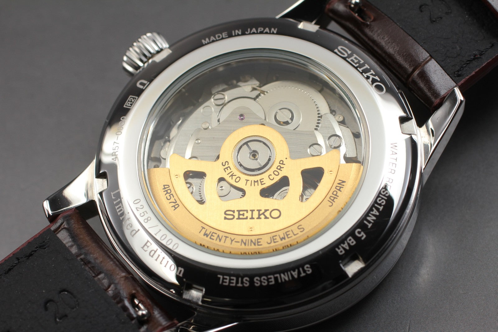 7982009