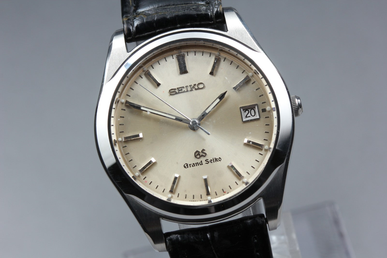 Vintage SEIKO Grand Seiko 8N65-8000 Quartz Men's Watch 36mm JAPAN Box