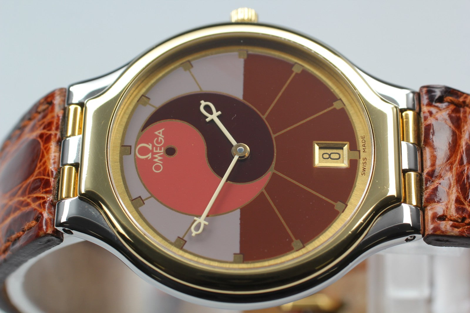 New Batt Vintage OMEGA De Ville symbol Quartz Women's Watch 31mm JAPAN Exc+5