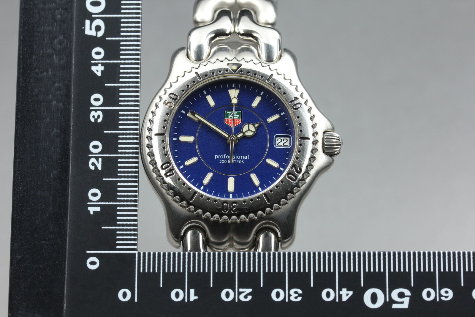 Vintage TAG HEUER SEL WG111A Quartz Blue Dial Men's Watch 36mm JAPAN Box