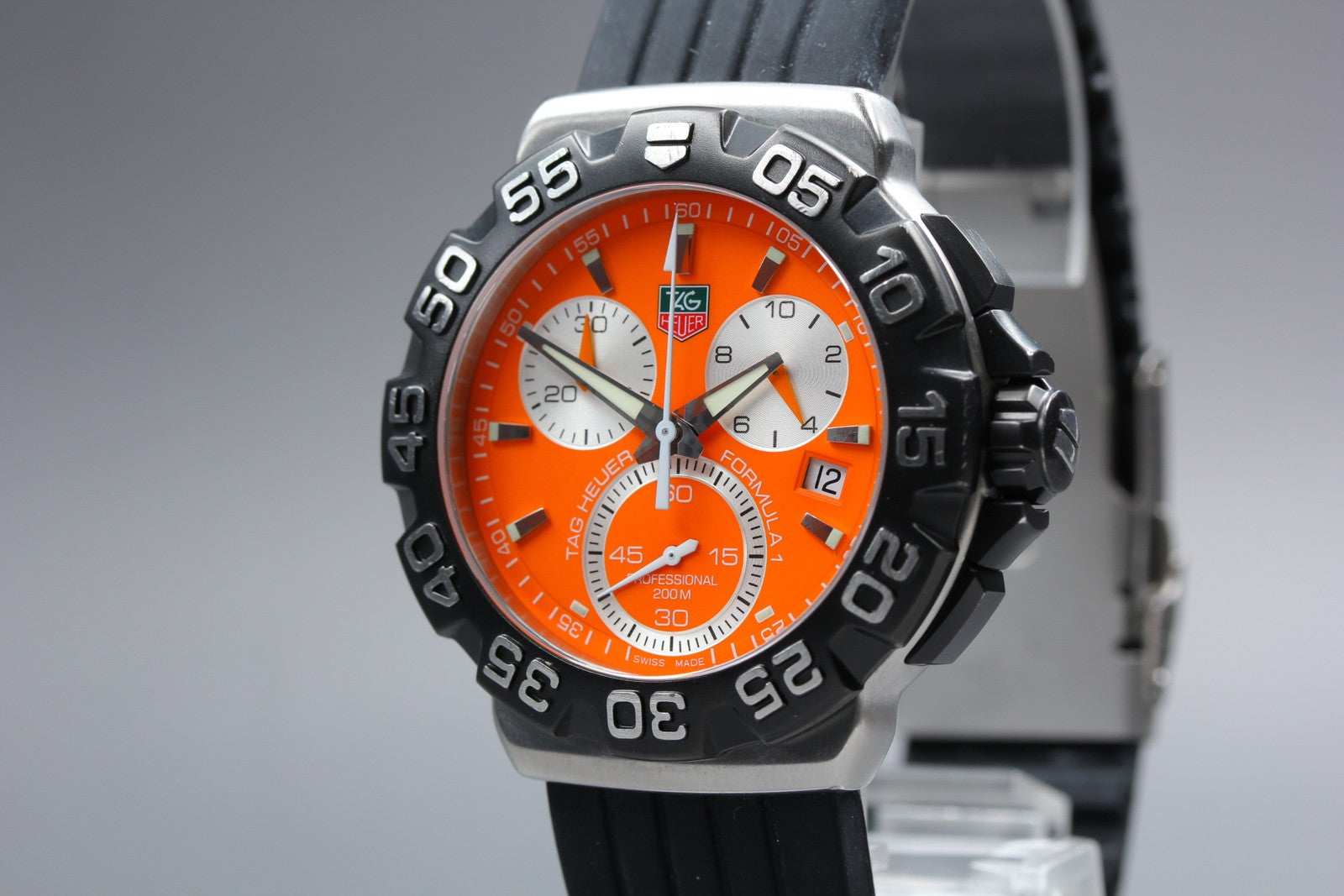 TAG Heuer Formula 1 CAH1113 Quartz Orange Chronograph Men's Watch 40mm JAPAN