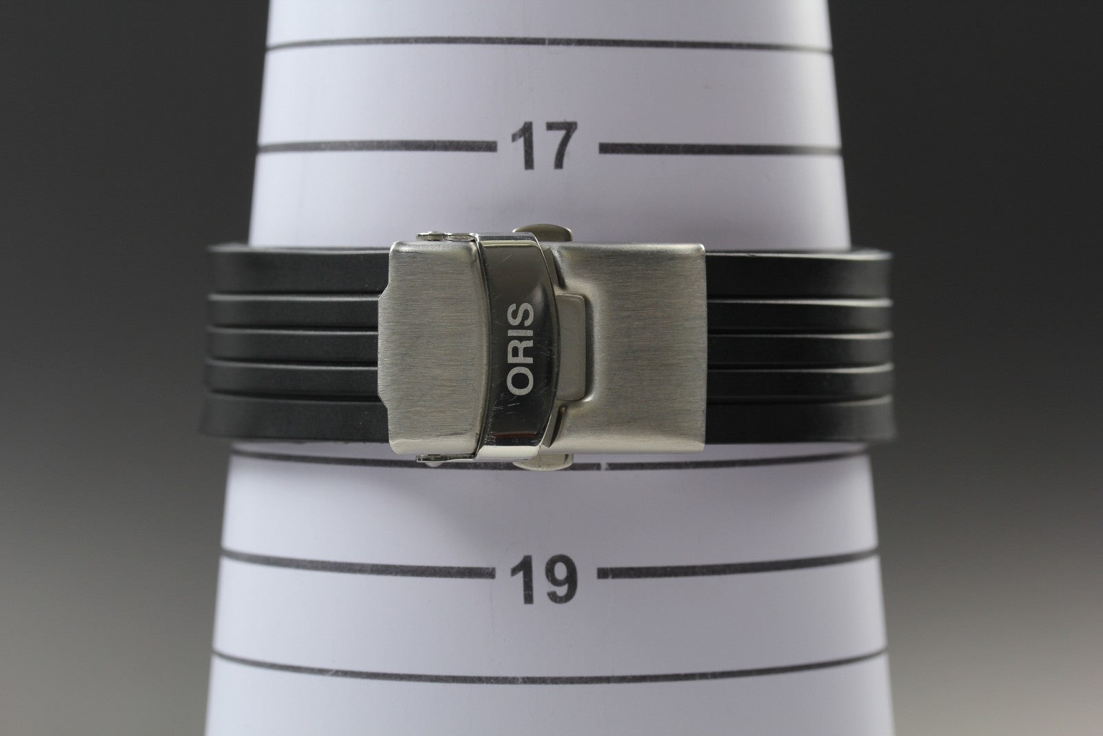 Exc+5*Box ORIS TT1 7523-44 Black Dial Automatic Day/Date Boy's Watch 37mm JAPAN