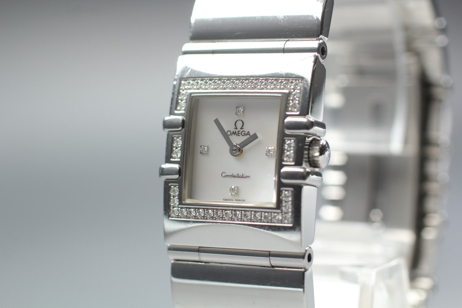 OMEGA Constellation QUADRA 1528.36 1376 Diamond Bezel Women's Quartz Watch