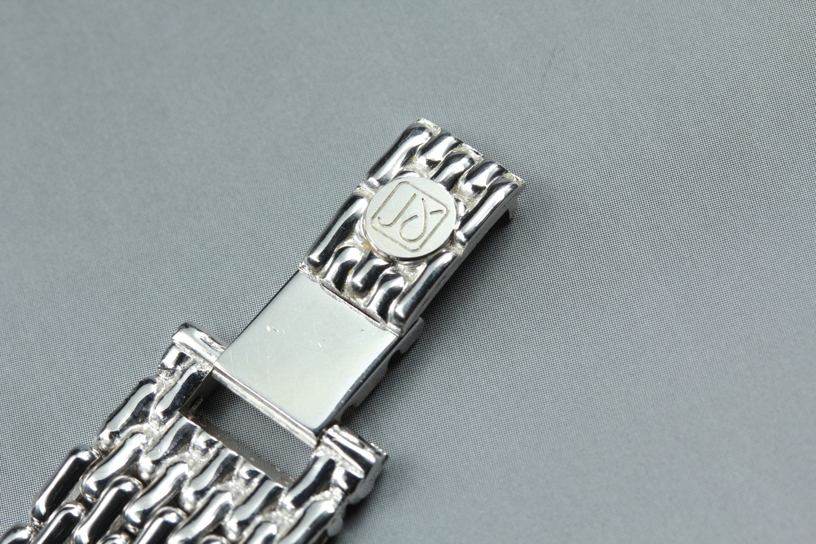 Vintage Jean d'eve Sectora 28mm White Dial Silver Bracelet Unisex Quartz Watch