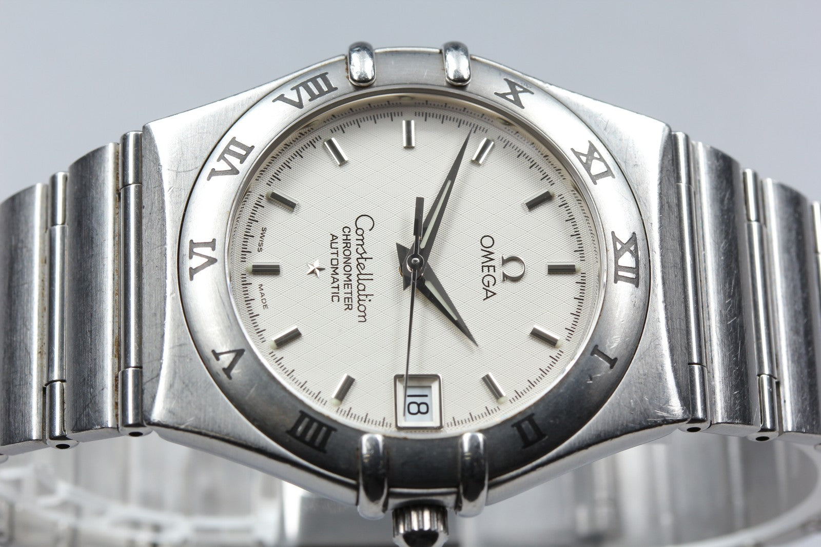 Vintage OMEGA Constellation 1502.3 Automatic White Date Men's Watch 35mm JAPAN