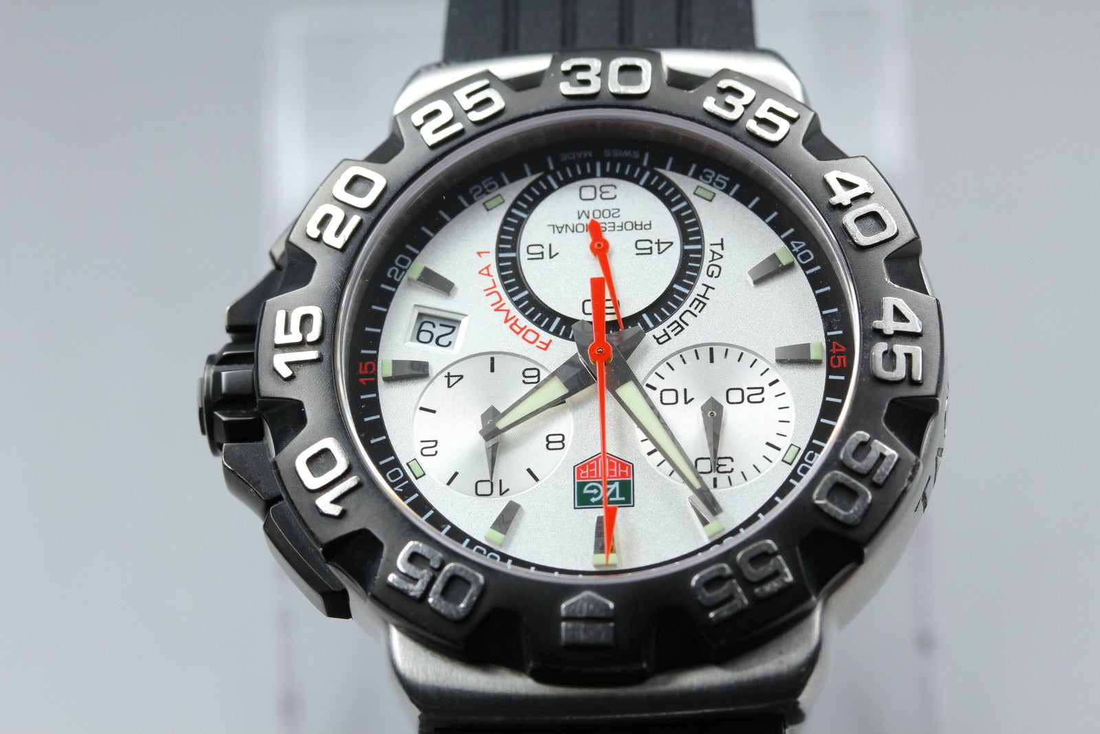 TAG HEUER Formula 1 CAH1111 Silver Dial Quartz Men's Watch 41mm JAPAN Box