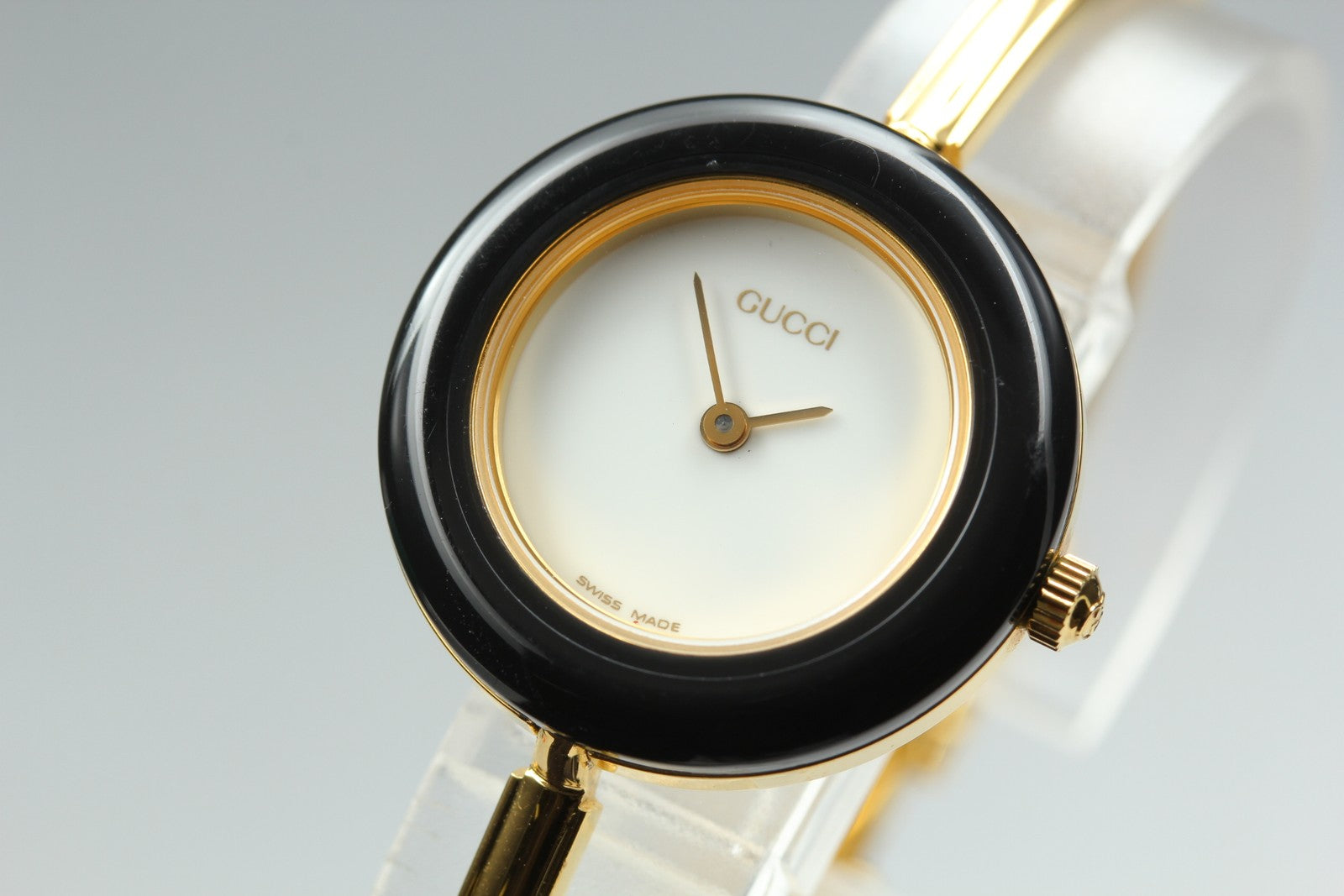 New Batt Gucci Change Bezel 11/12.2 12Color Women's White Quartz Watch JP N MINT